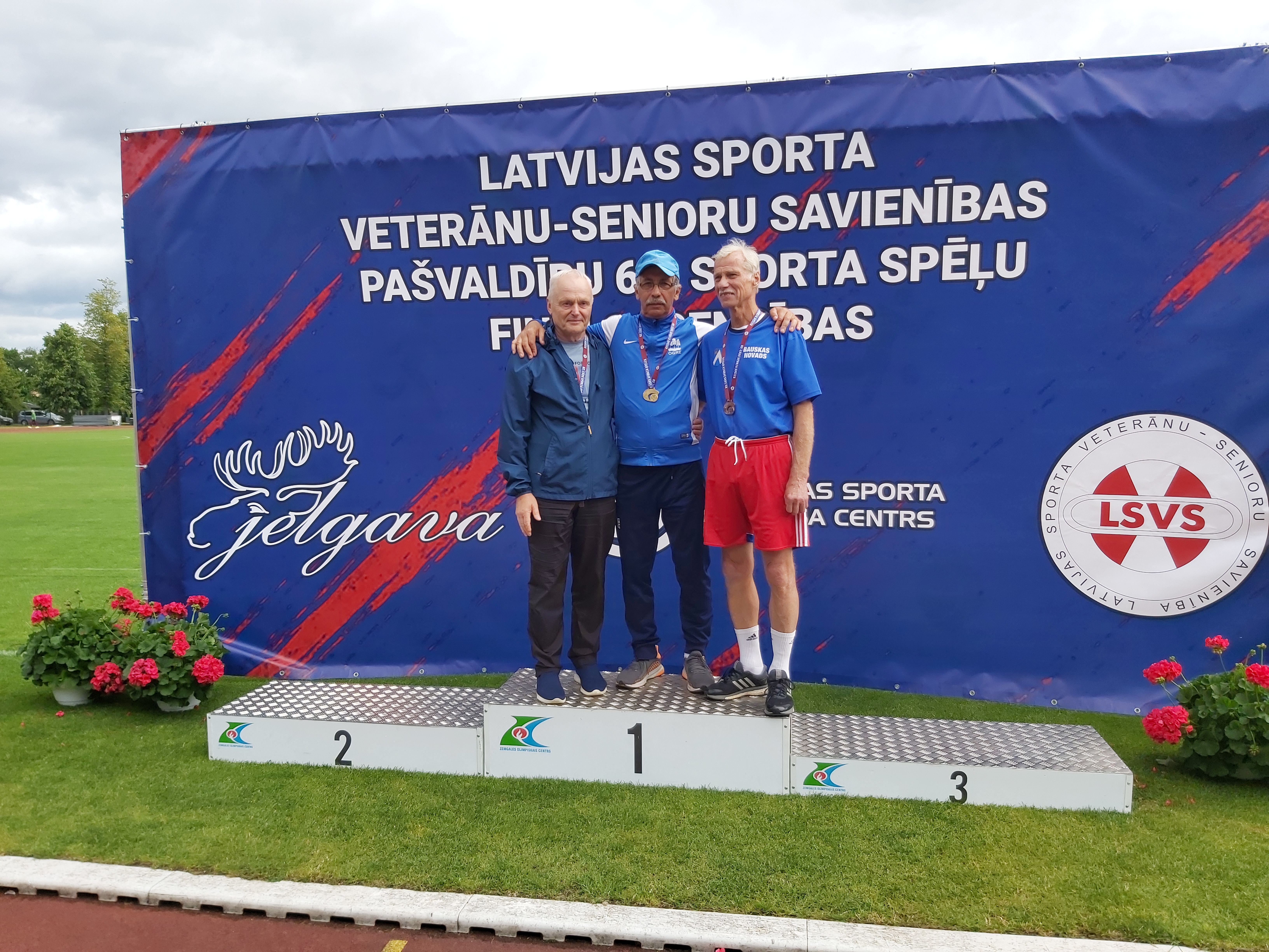 Ogres novada vecmeistariem 50 medaļas LSVS 62.sporta spēlēs vieglatlētikā