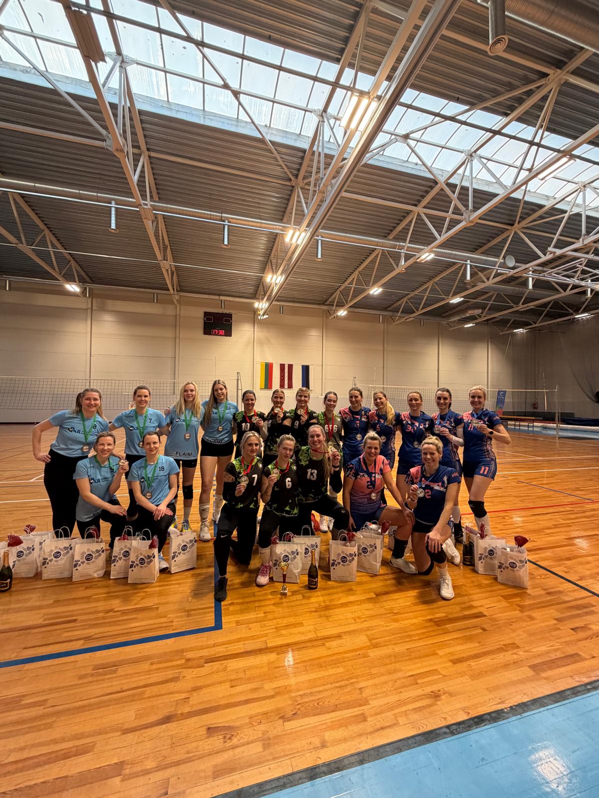 Aizvadīts emocijām bagāts Pavasara volejbola kauss sievietēm