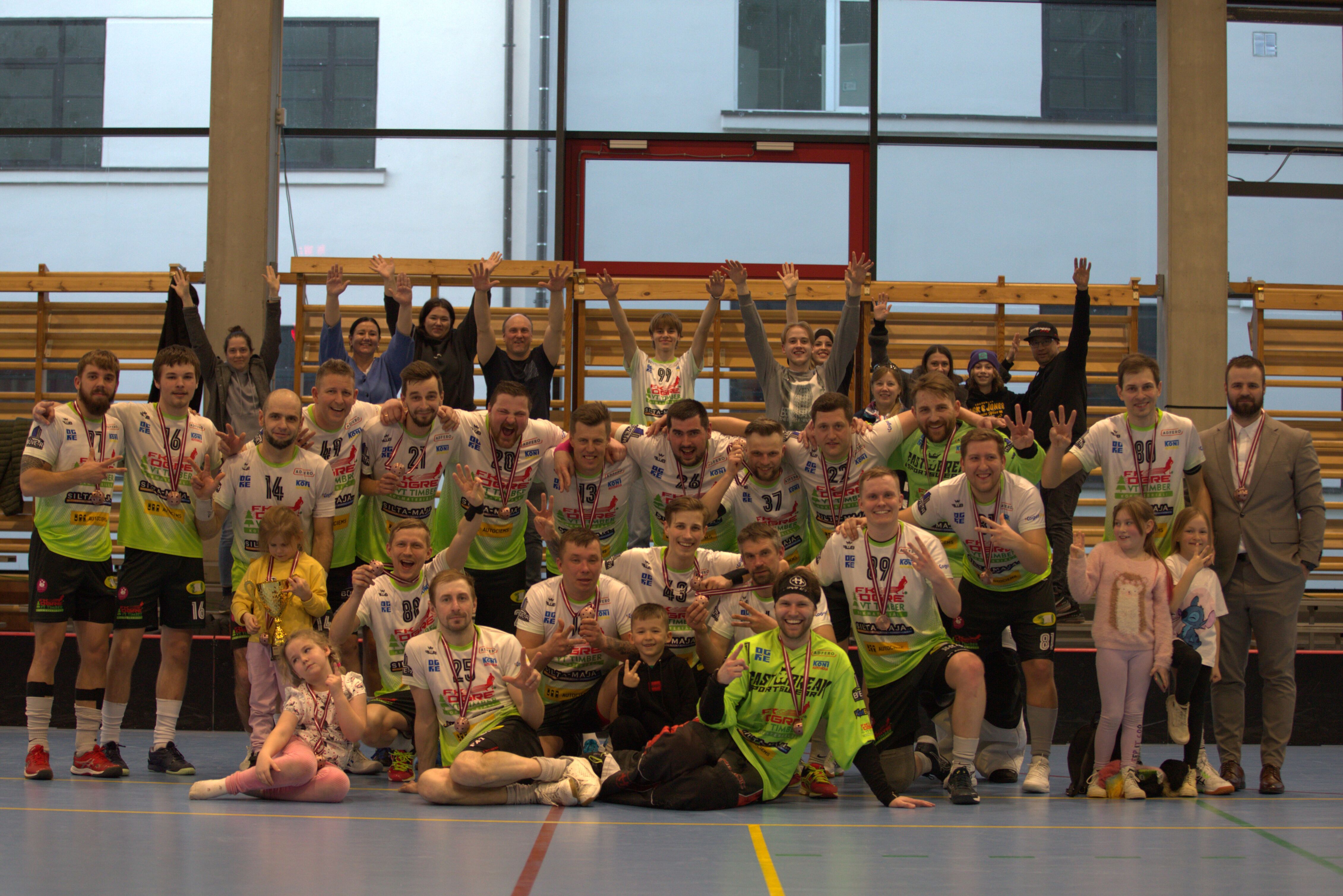 Latvijas čempionāta florbolā vīriešu 1.līgas A grupas bronzas medaļas ieguvēji - FK Ogre/VT Timber