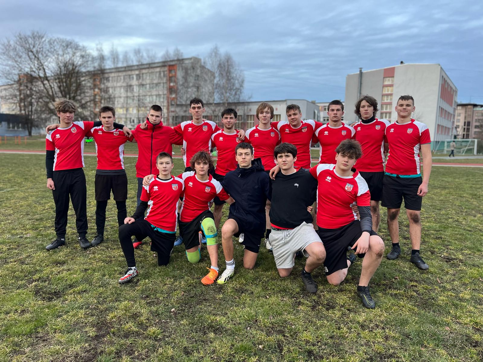 Ogres novada sporta centra audzēkņi startē regbija sacensībās