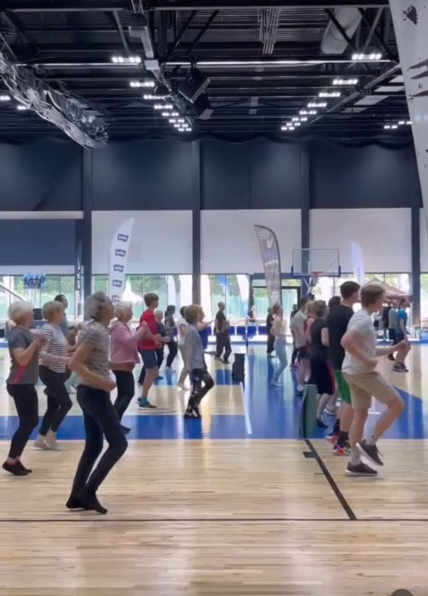 “Vingro vesela visa ģimene!” pasākums Sporta Arēnā Ogre