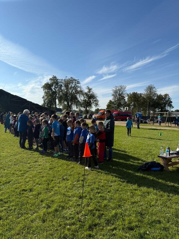 Rudens Kross mazo skolu grupā Tīnūžos