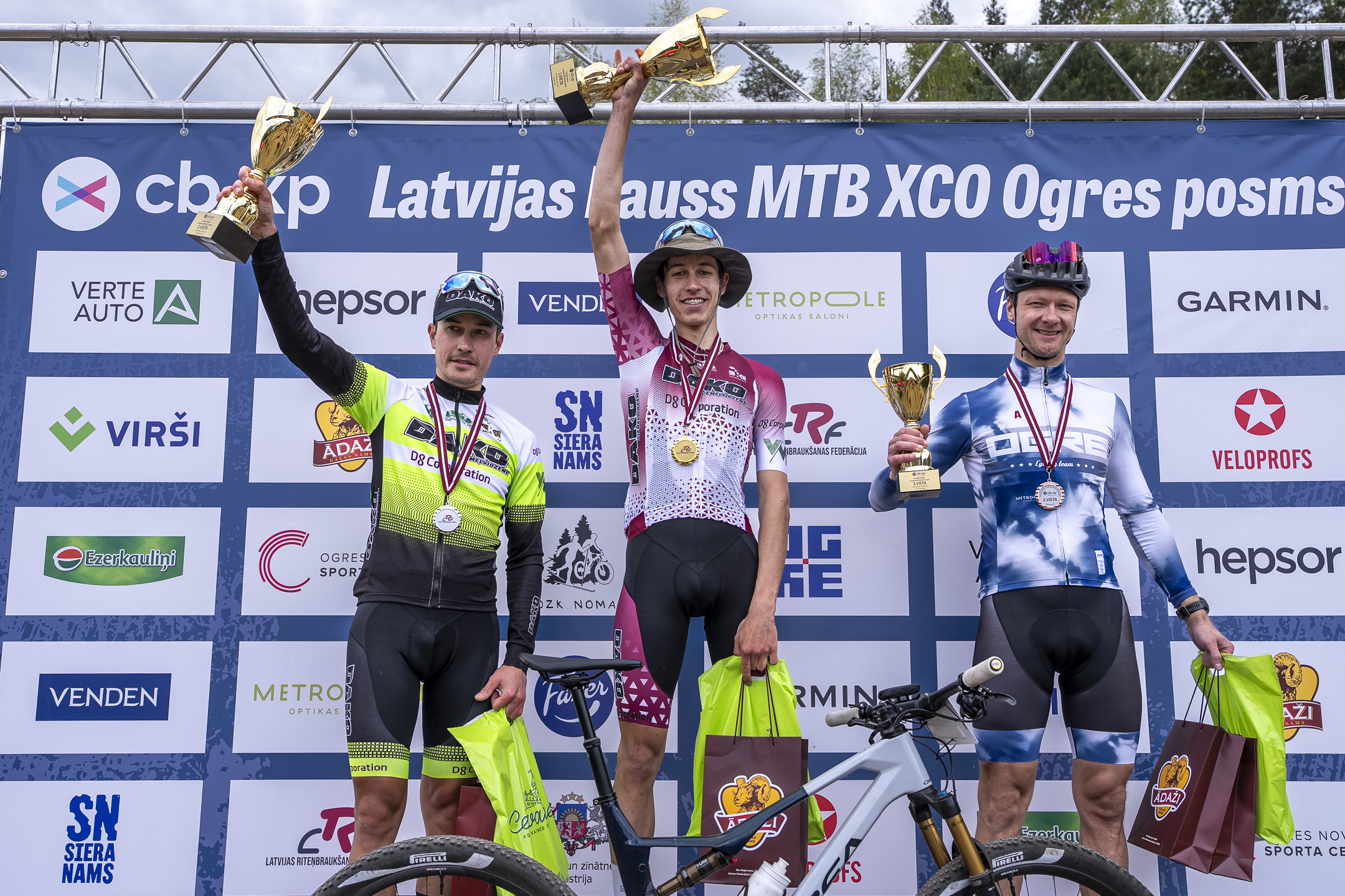 Edgars Ābols izcīna 3.vietu mājas trasē pirmajās sezonas MTB XCO krosa sacensībās Ogrē